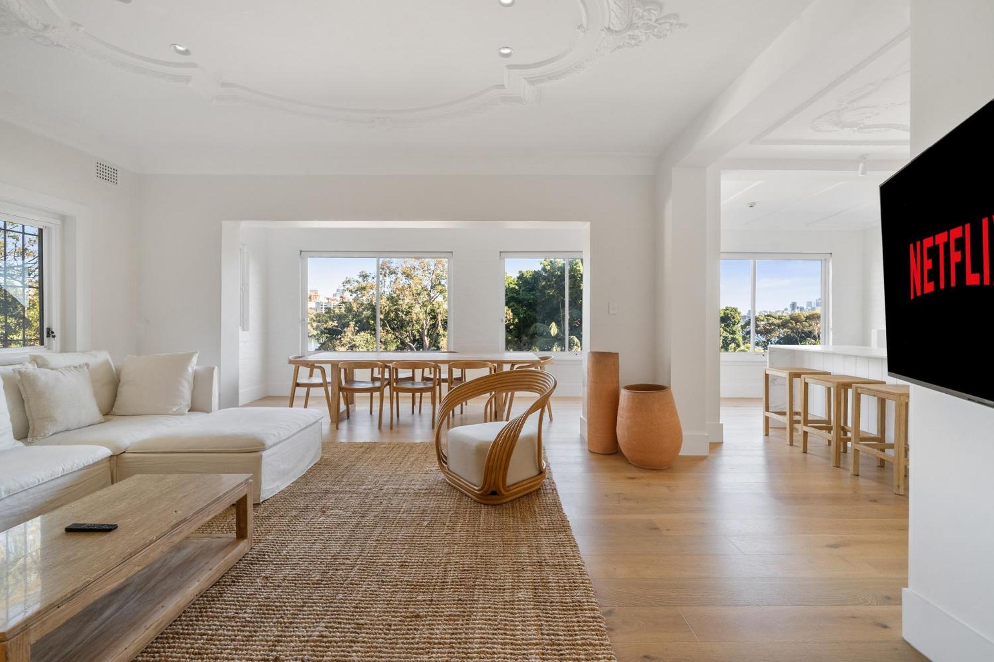 Luxe 3br Full-floor With Views Darling Point Apartment *