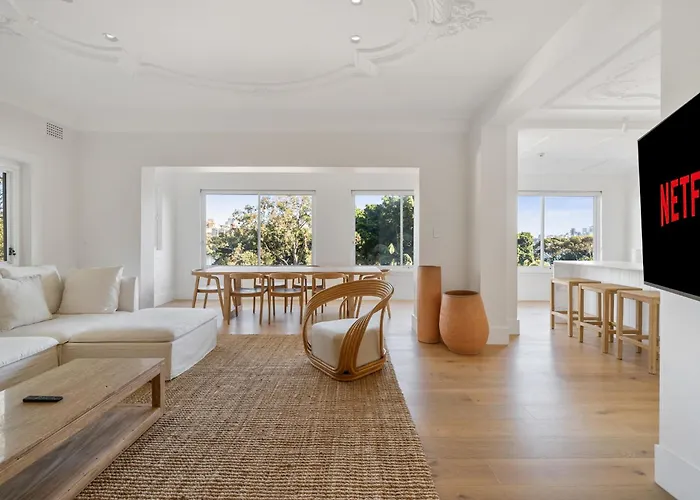 Luxe 3Br Full-Floor Suite With Views Darling Point
