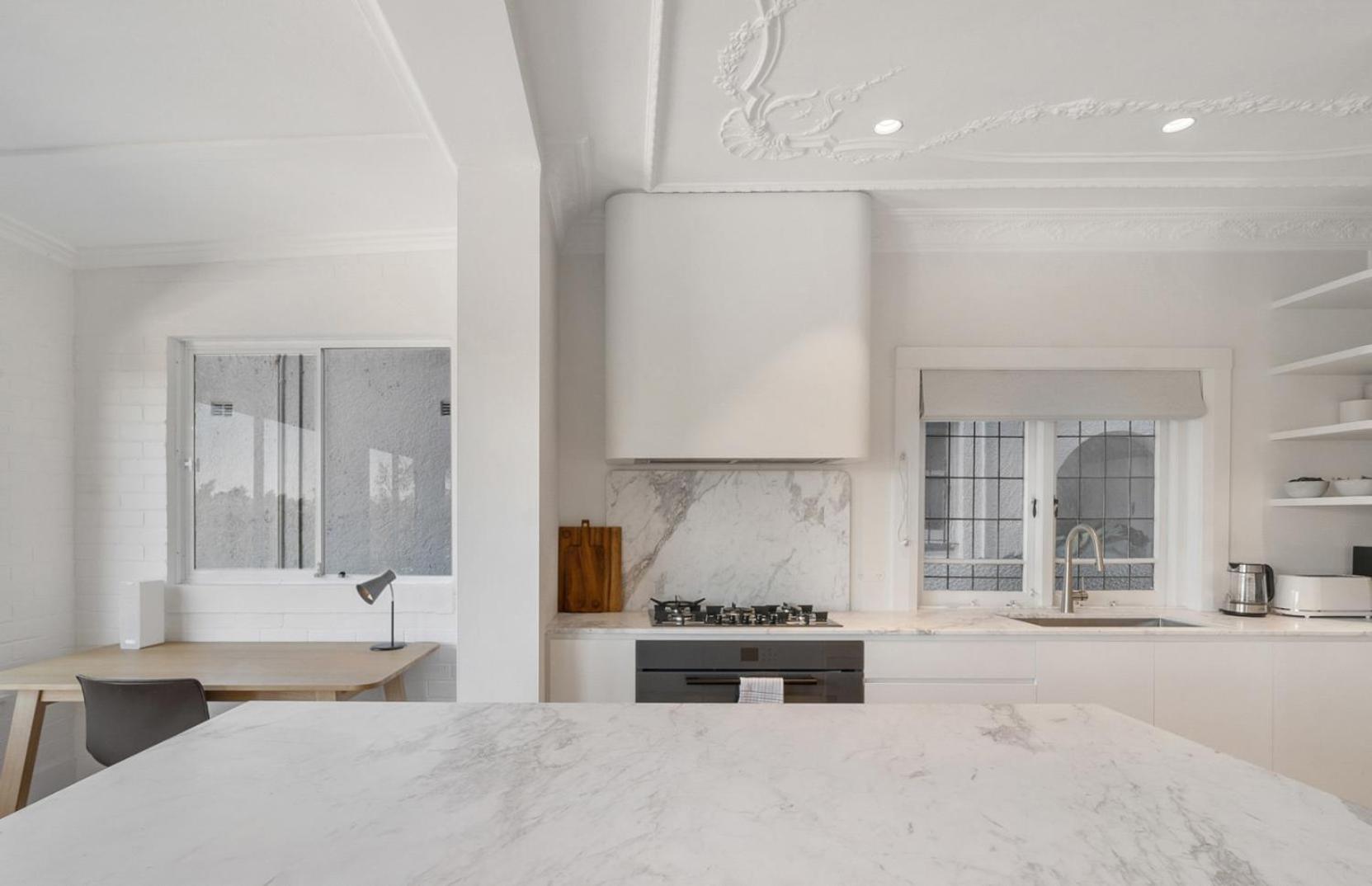 Luxe 3br Full-floor With Views Darling Point Apartment